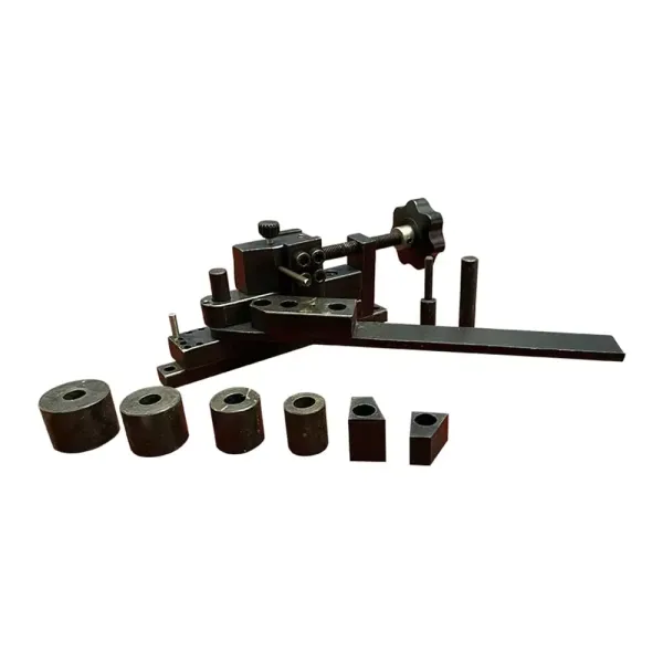 Ruční ohýbačka trubek pro ocelový drát o průměru 6 mm a železný kus o tloušťce 10-20 mm Ruční ohýbačka trubek pro ocelový drát o průměru 6 mm a železný kus o tloušťce 10-20 mm