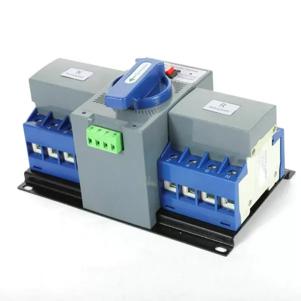 CNCEST-4P 63A automatický přepínač s duálním vypínačem napájení CNCEST-4P 63A automatický přepínač s duálním vypínačem napájení
