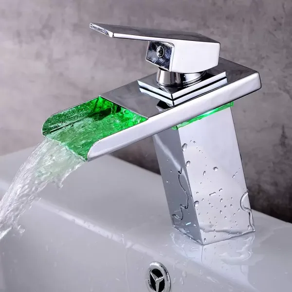 LED RGB Waterfall 3 barevná směšovací baterie pro koupelnu/vanu/kuchyň LED RGB Waterfall 3 barevná směšovací baterie pro koupelnu/vanu/kuchyň