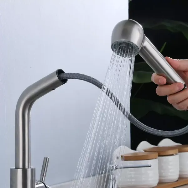 Kuchyňská baterie z nerezové oceli otočná o 360°