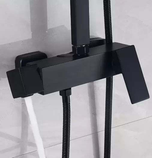 Černý sprchový sloup do koupelny Kompletní sprchový set se sprchovou baterií a ruční sprchou Nastavitelná výška
