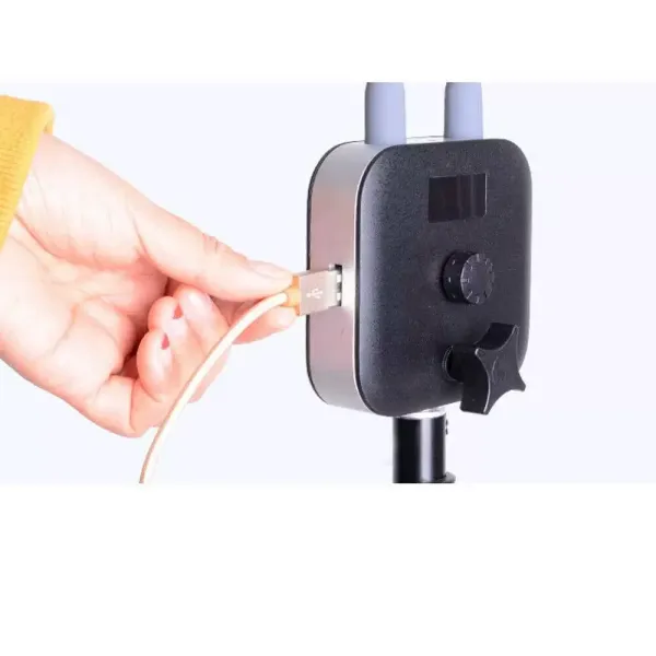 LED lampa na řasy a make-up - s držákem na mobilní telefon a teleskopickým stativem LED lampa na řasy a make-up - s držákem na mobilní telefon a teleskopickým stativem