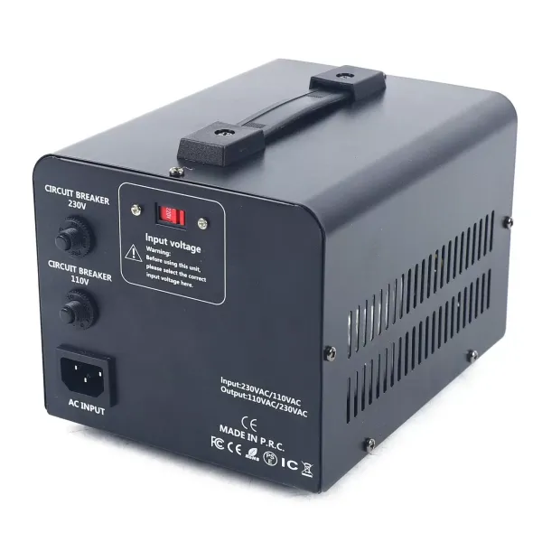 Měnič napětí 2000W Měnič 110