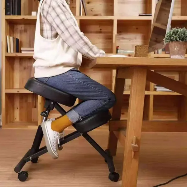 Pneumatická ergonomická klekací židle Nastavitelná korekce držení těla Stolička na kolenou Ergonomická klekačka Výškově nastavitelná stolička klekačka s kolečky