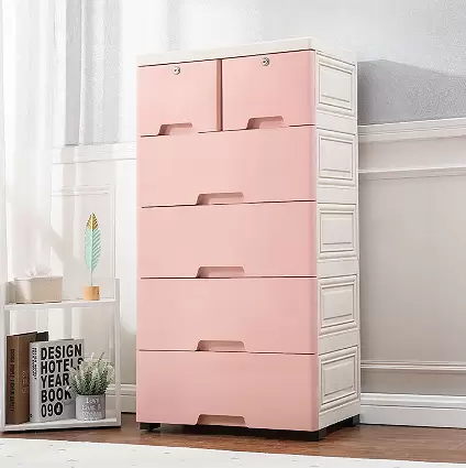 Plastová noční komoda se 6 zásuvkami – se 4 domácími kolečky (39,7 x 33,8 x 13,8 x 40 cm) – růžová