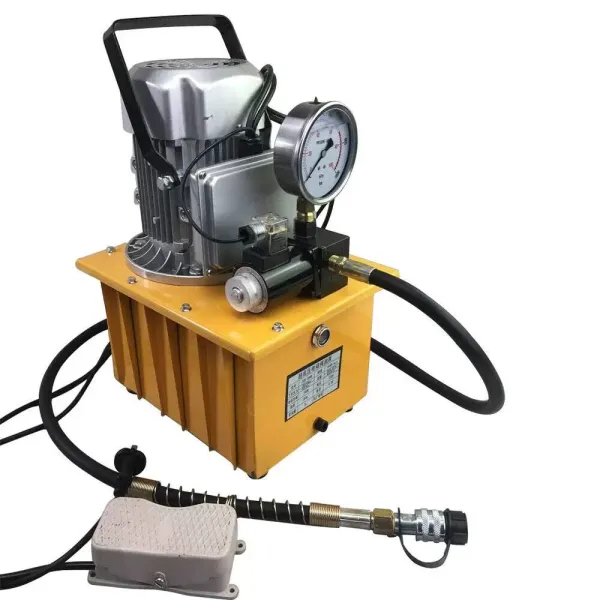 Poháněné hydraulické čerpadlo 700 bar 7 l s pedálovým ventilem 750 W