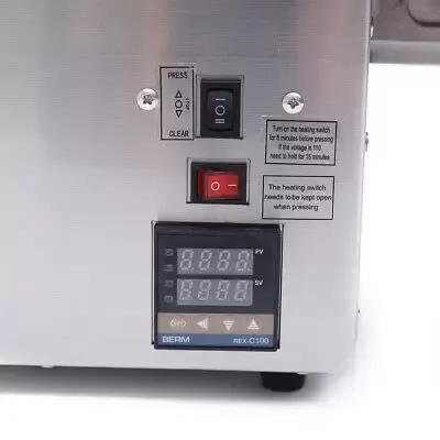 Automatický lis na olej, Nerezový lis na arašídy na sójový řepkový olej, Automatický lis na olej, stříbrný, 220V Automatický lis na olej, Nerezový lis na arašídy na sójový řepkový olej, Automatický lis na olej, stříbrný, 220V