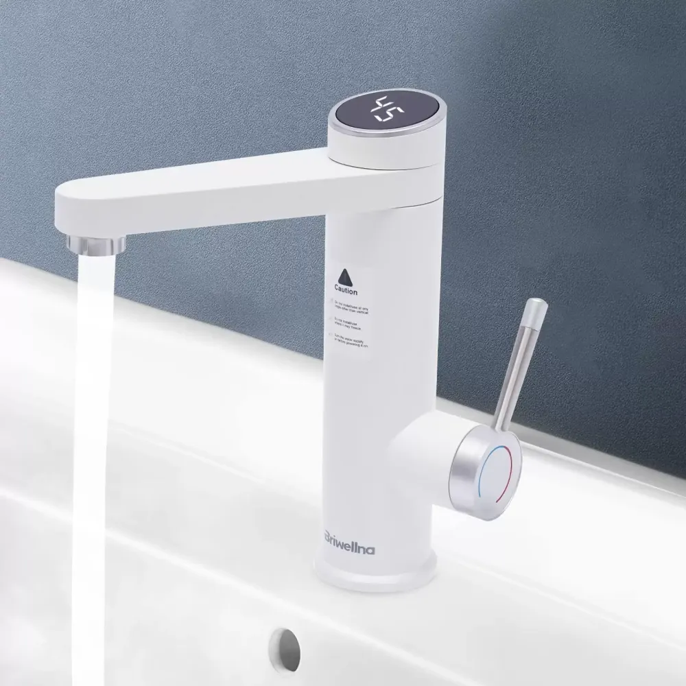Elektrická baterie s okamžitým ohřívačem teplé vody 220V 3200W Digitální ukazatel teploty pro kuchyň Koupelna Zahrada (bílá)