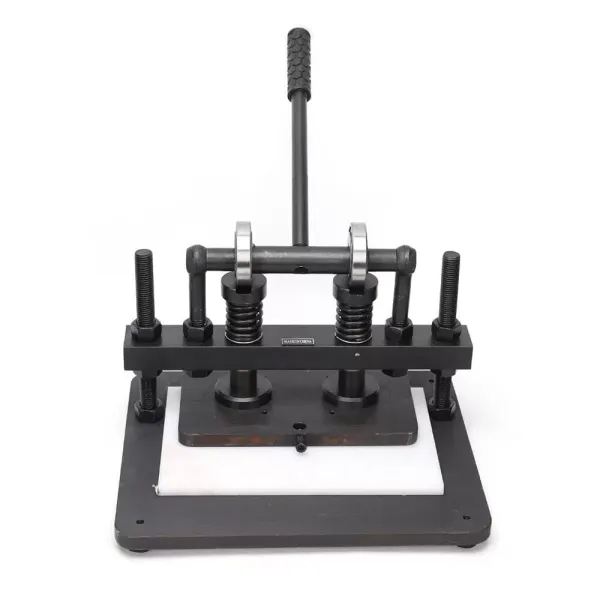 Razící lis 260 x 160 mm - Děrovací stroj a embosovací stroj - Ruční vysekávací stroj na kůži pro řezání různých materiálů (0-10 mm) Razící lis 260 x 160 mm - Děrovací stroj a embosovací stroj - Ruční vysekávací stroj na kůži pro řezání různých materiálů (0-10 mm)