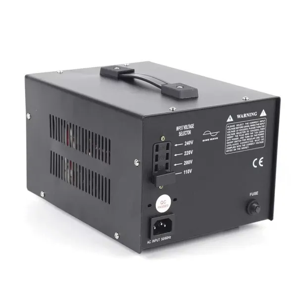 Měnič napětí 110V na USB 220V 3kW Maximální jmenovitý výkon 3000W