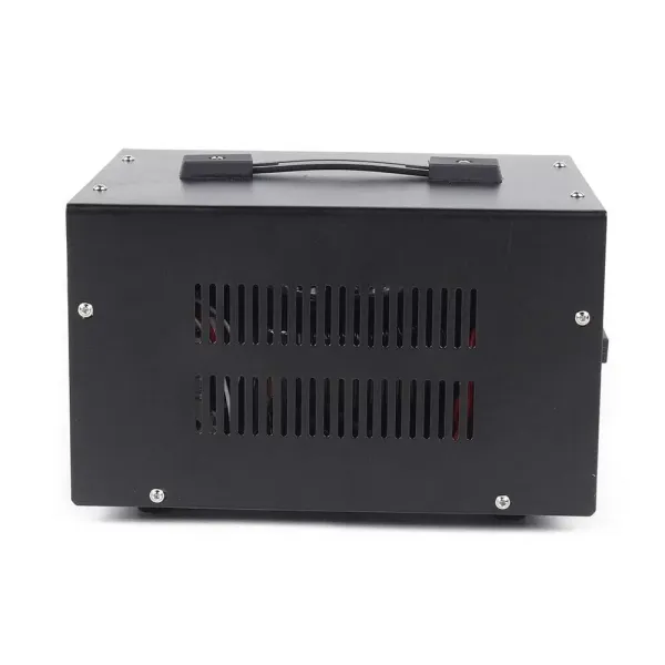 Měnič napětí 110V na USB 220V 3kW Maximální jmenovitý výkon 3000W