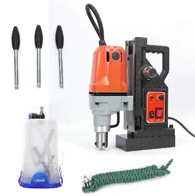 Magnetická vrtačka MD40 12-40 mm 1100 W 550 ot./min 12 000 N