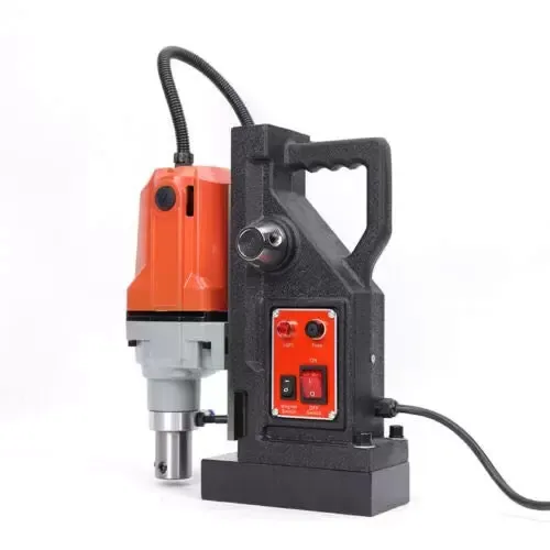 Magnetická vrtačka MD40 12-40 mm 1100 W 550 ot./min 12 000 N