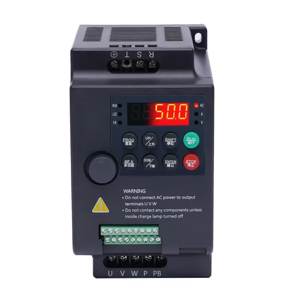 AC 220V/1,5KW 2HP 7A CNC VFD převodník jednofázový na 3fázový pro řízení otáček motoru vřetena AC 220V/1,5KW 2HP 7A CNC VFD převodník jednofázový na 3fázový pro řízení otáček motoru vřetena