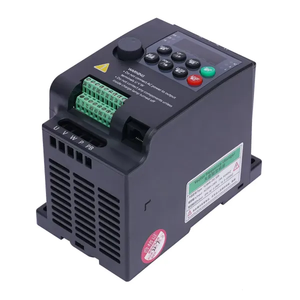 AC 220V/1,5KW 2HP 7A CNC VFD převodník jednofázový na 3fázový pro řízení otáček motoru vřetena