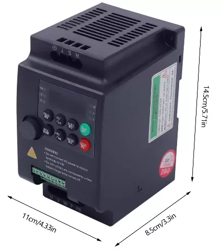 Pohon s proměnnou frekvencí, AC 220V/2,2KW 3HP 10A CNC VFD jednofázový na 3fázový převodník pro řízení rychlosti vřetenového motoru (jednofázový vstup, 3fázový výstup)